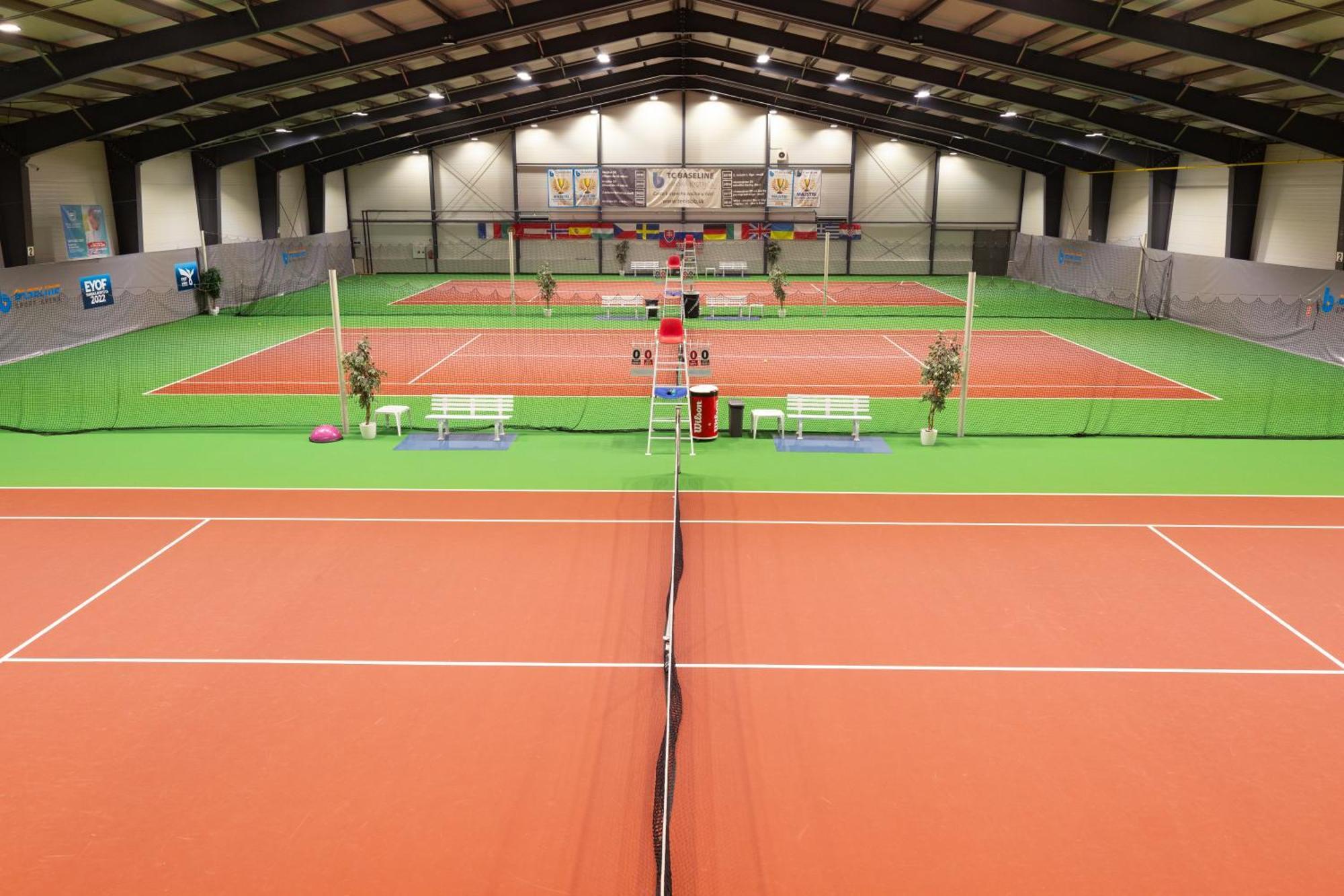 Baseline Sportovy Areal & Penzion Banska Bystrica Exterior photo